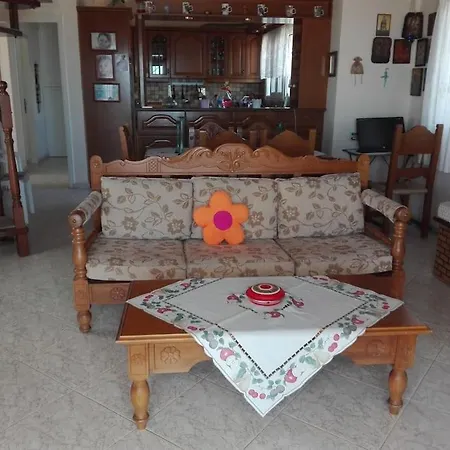 Pan Family House * Fira (Santorini)